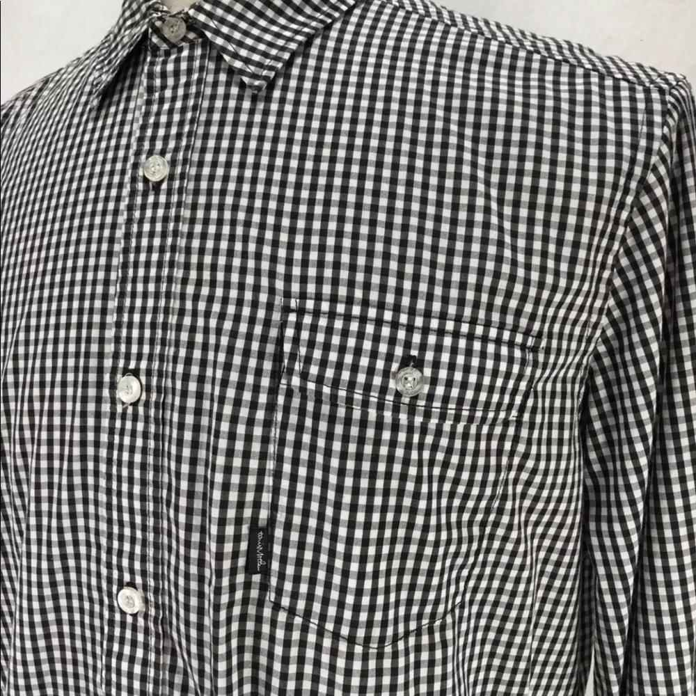 Travis Mathew Longsleeve Button Up Size Xl - image 3
